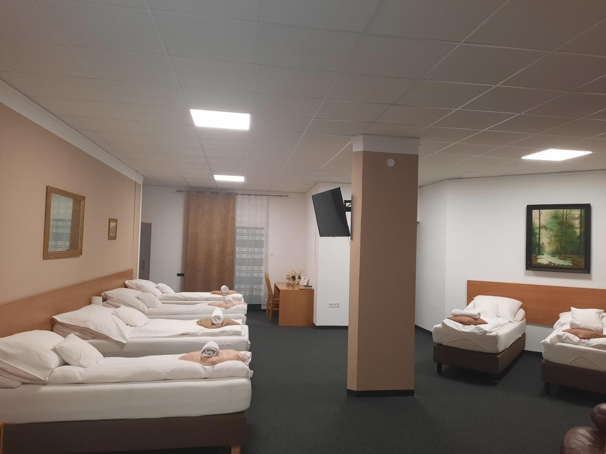 Ricardpol Noclegi Tarnów エクステリア 写真